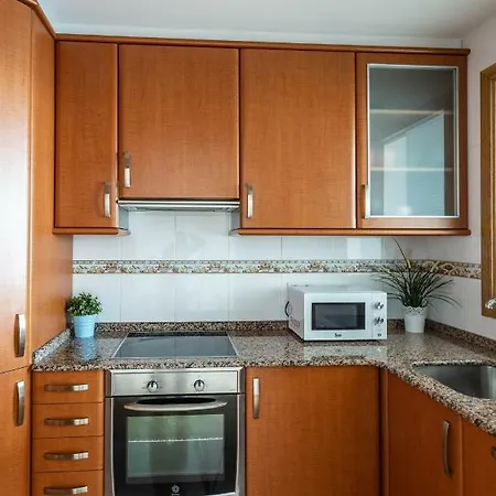 En Primera Linea De Playa Riazor Apartment